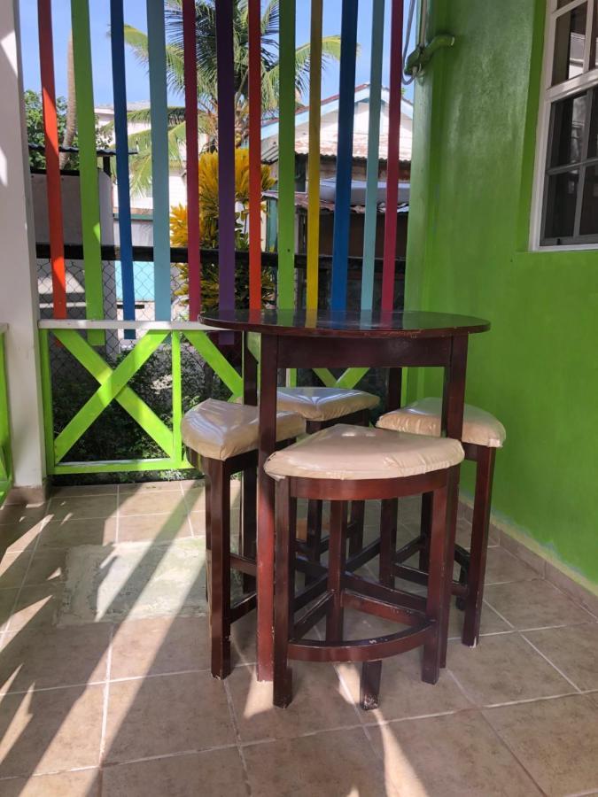 Go Slow Guesthouse Caye Caulker Luaran gambar